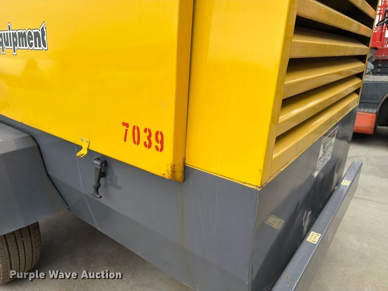 image for item FK4593 Atlas Copco XAS 375 T3 air compressor