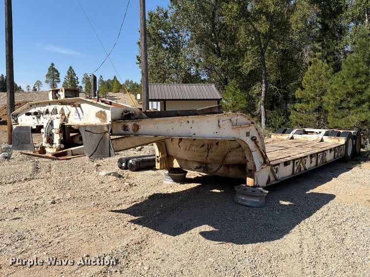 image for item FK4609 1969 Pierce General lowboy equipment trailer