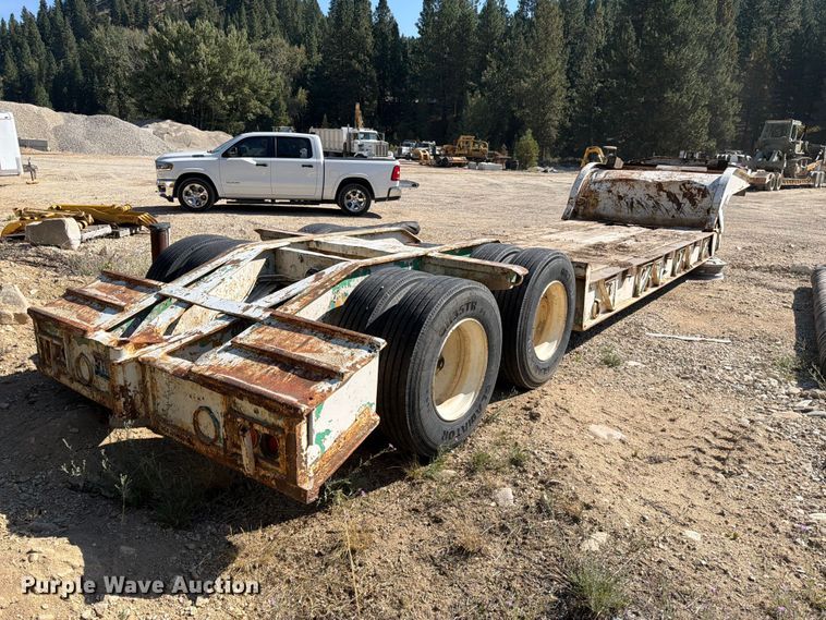 image for item FK4609 1969 Pierce General lowboy equipment trailer