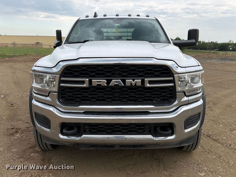 image for item FK5072 2019 RAM 5500 Heavy Duty Crew Cab flatbed truck
