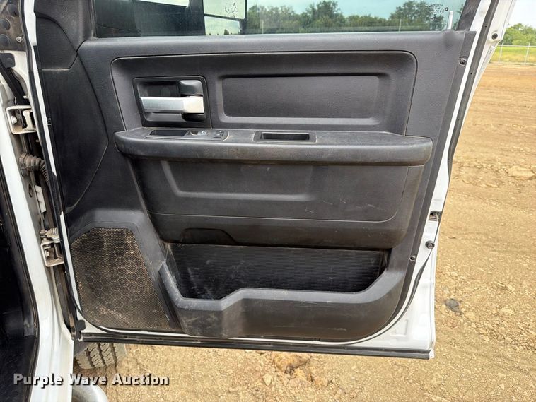 image for item FK5072 2019 RAM 5500 Heavy Duty Crew Cab flatbed truck