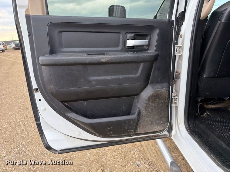 image for item FK5072 2019 RAM 5500 Heavy Duty Crew Cab flatbed truck