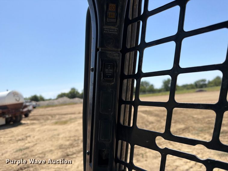 image for item FK5075 2019 Bobcat T595 tracked skid steer loader