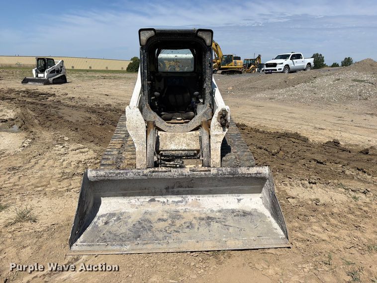 image for item FK5076 2021 Bobcat T740 tracked skid steer loader