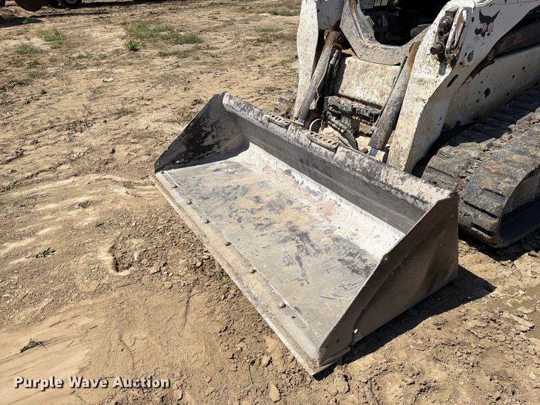 image for item FK5076 2021 Bobcat T740 tracked skid steer loader