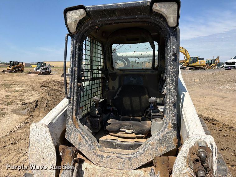 image for item FK5076 2021 Bobcat T740 tracked skid steer loader