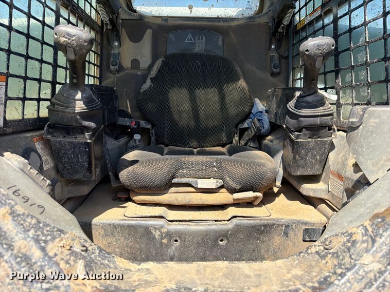 image for item FK5076 2021 Bobcat T740 tracked skid steer loader