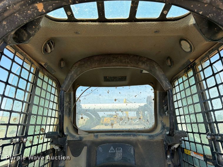 image for item FK5076 2021 Bobcat T740 tracked skid steer loader