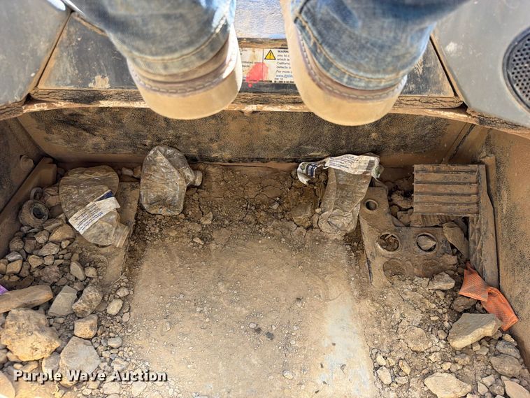 image for item FK5076 2021 Bobcat T740 tracked skid steer loader