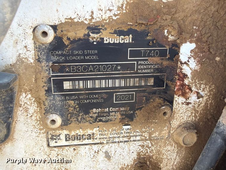 image for item FK5076 2021 Bobcat T740 tracked skid steer loader