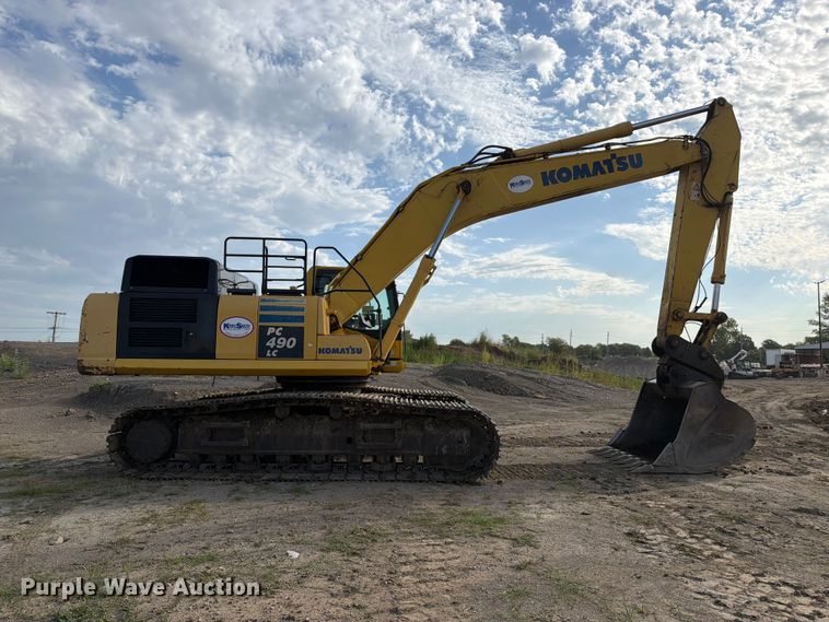 image for item FK5078 2013 Komatsu PC490LC-10 excavator