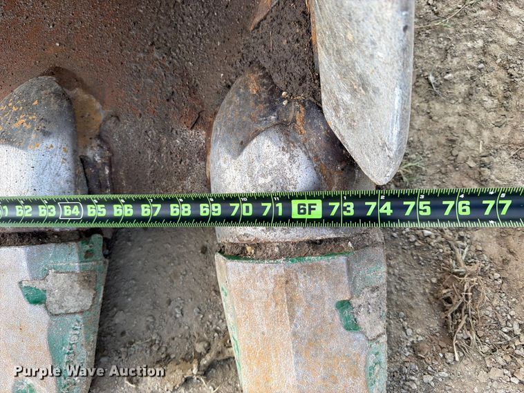 image for item FK5078 2013 Komatsu PC490LC-10 excavator