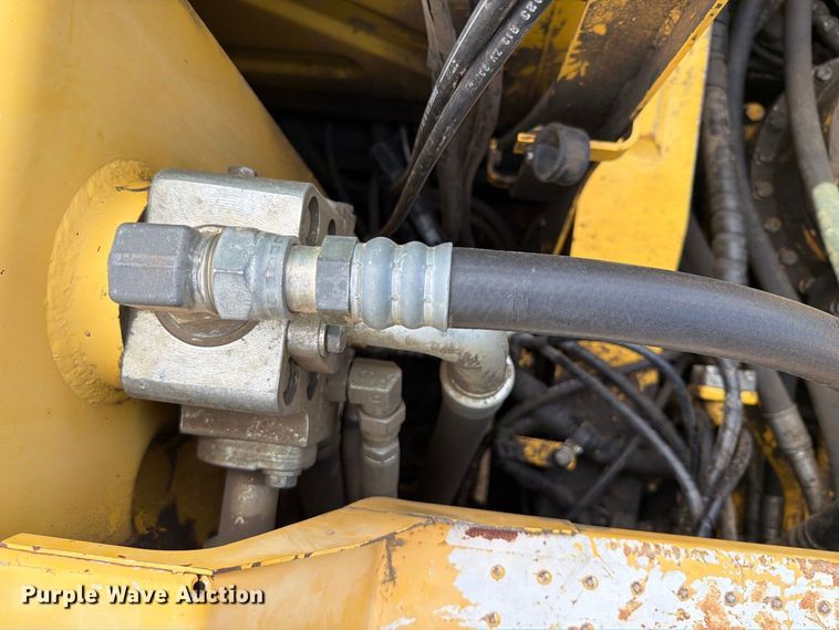 image for item FK5078 2013 Komatsu PC490LC-10 excavator