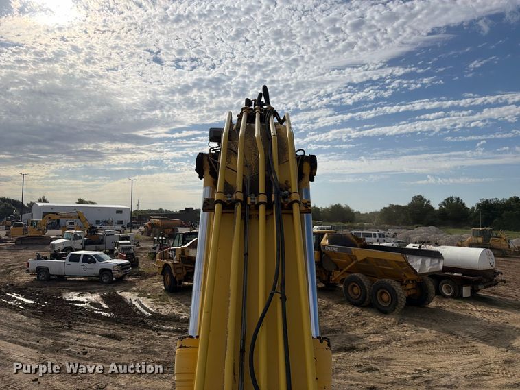image for item FK5078 2013 Komatsu PC490LC-10 excavator