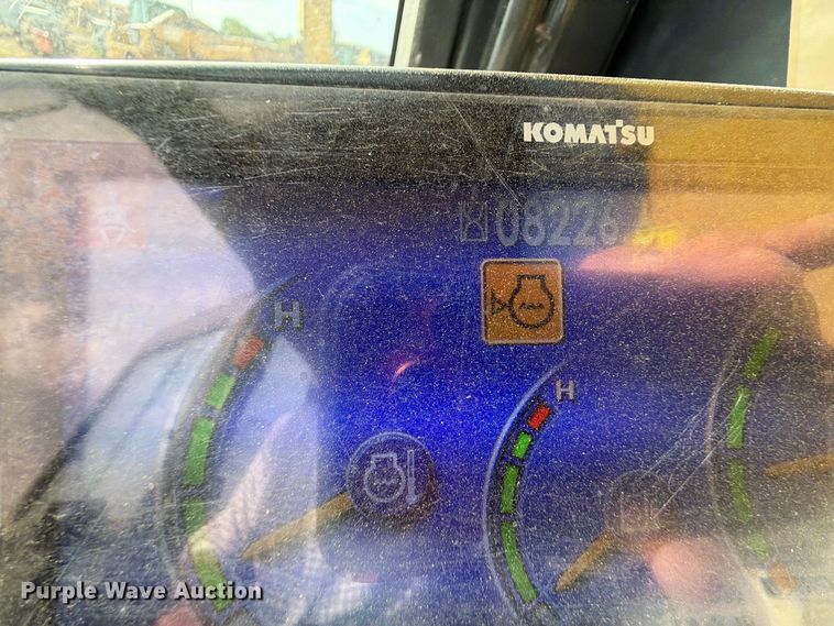 image for item FK5078 2013 Komatsu PC490LC-10 excavator