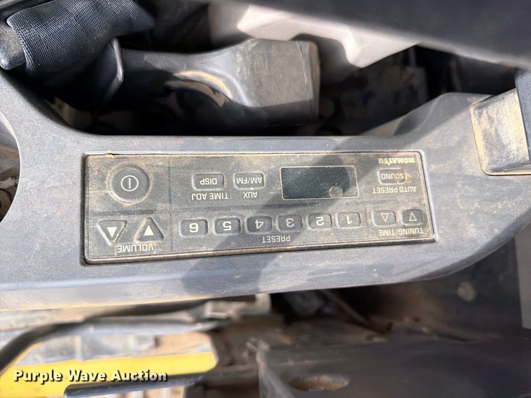 image for item FK5078 2013 Komatsu PC490LC-10 excavator