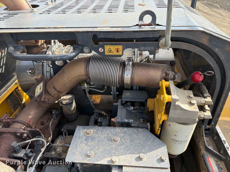 image for item FK5078 2013 Komatsu PC490LC-10 excavator