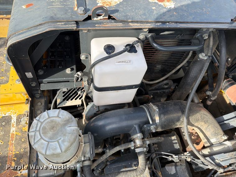 image for item FK5078 2013 Komatsu PC490LC-10 excavator