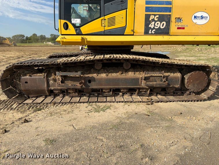 image for item FK5078 2013 Komatsu PC490LC-10 excavator
