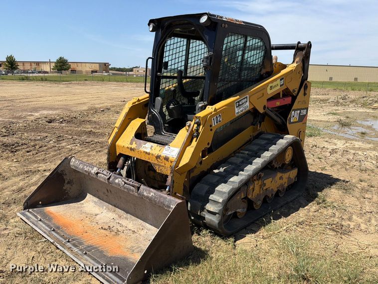 image for item FK5079 2016 Caterpillar 259D tracked skid steer loader
