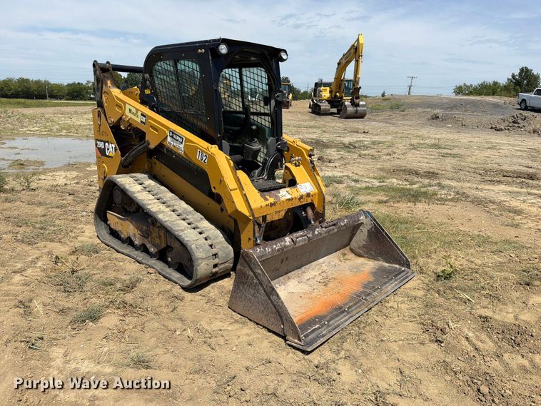 image for item FK5079 2016 Caterpillar 259D tracked skid steer loader