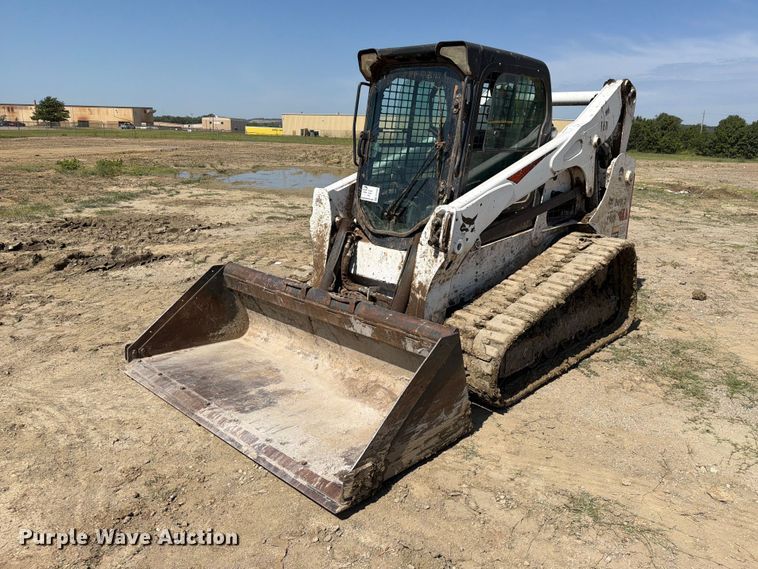2020 Bobcat T740 tracked skid steer loader