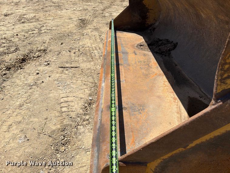 image for item FK5081 2013 Caterpillar 420F backhoe