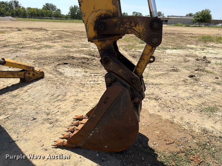 image for item FK5081 2013 Caterpillar 420F backhoe