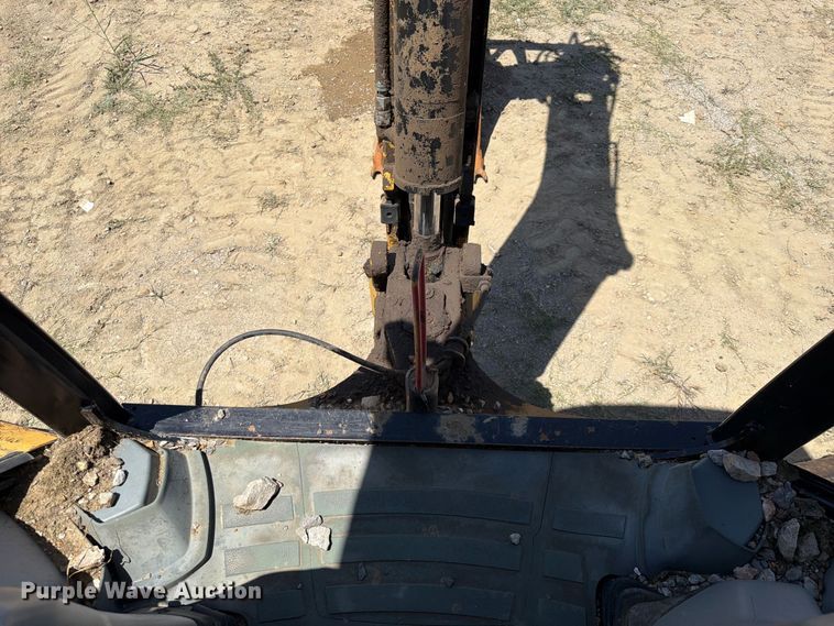image for item FK5081 2013 Caterpillar 420F backhoe