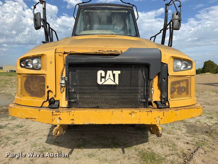 image for item FK5082 2015 Caterpillar 725C articulated haul truck