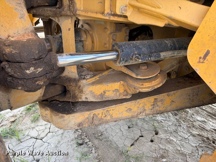 image for item FK5082 2015 Caterpillar 725C articulated haul truck