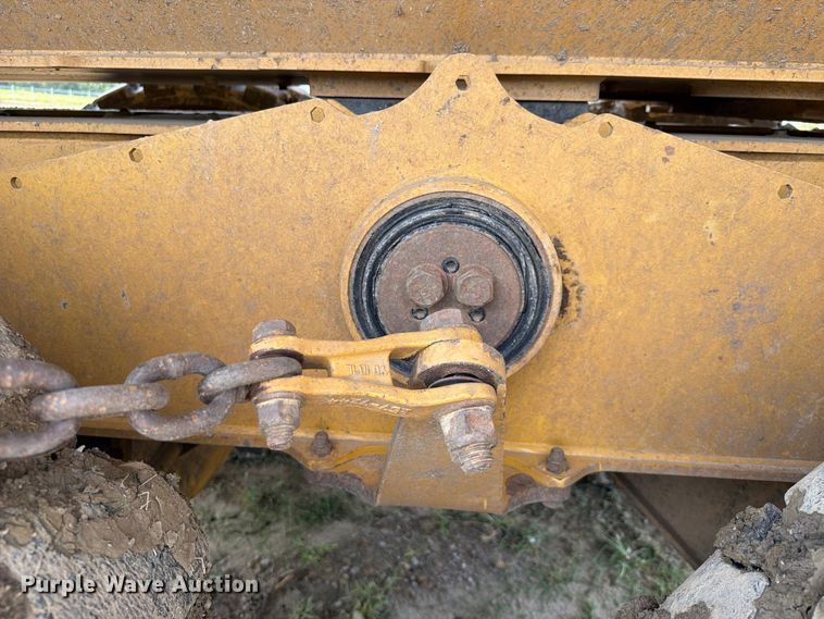 image for item FK5082 2015 Caterpillar 725C articulated haul truck