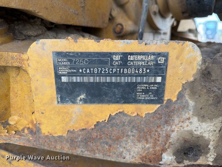 image for item FK5082 2015 Caterpillar 725C articulated haul truck