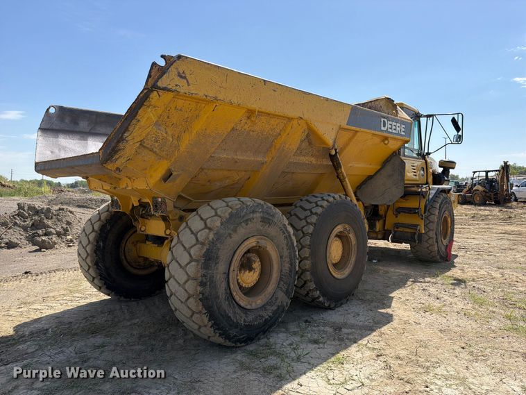 image for item FK5083 2006 John Deere 300D articulated haul truck