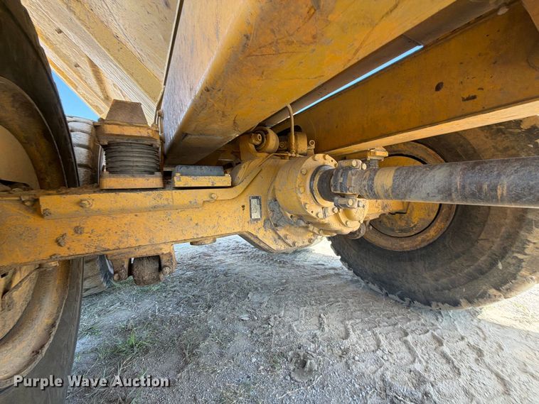 image for item FK5083 2006 John Deere 300D articulated haul truck