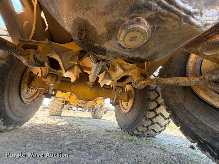 image for item FK5083 2006 John Deere 300D articulated haul truck