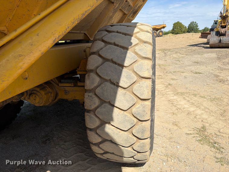 image for item FK5083 2006 John Deere 300D articulated haul truck