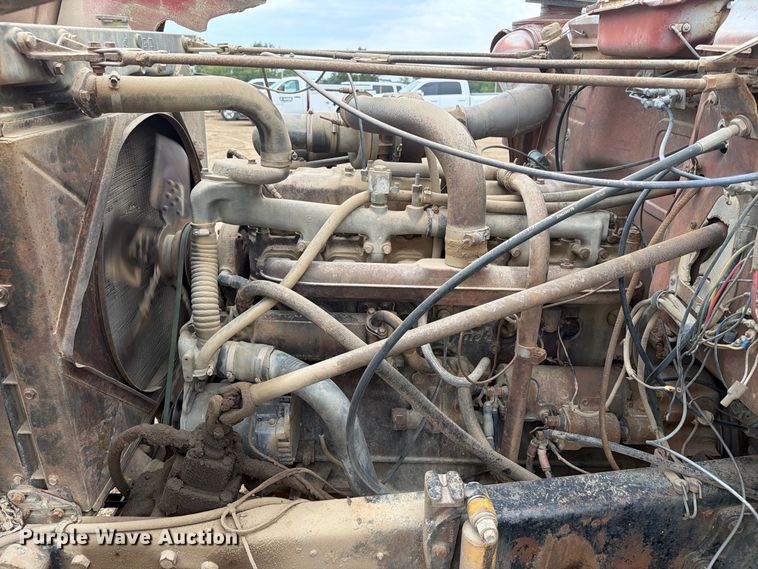 image for item FK5084 1971 Mack R685 water truck