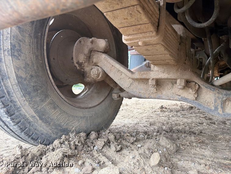 image for item FK5084 1971 Mack R685 water truck