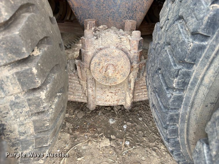 image for item FK5084 1971 Mack R685 water truck
