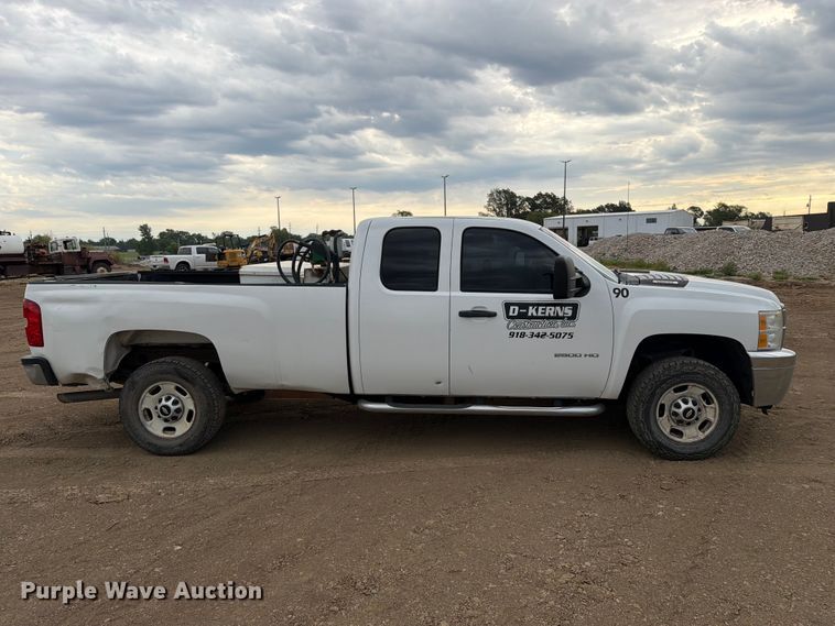 image for item FK5086 2013 Chevrolet Silverado 2500HD Ext. Cab pickup truck