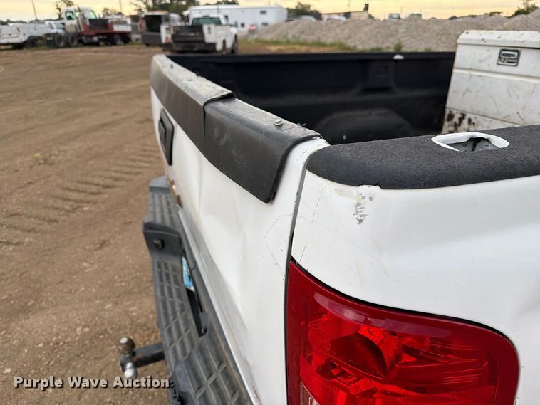 image for item FK5086 2013 Chevrolet Silverado 2500HD Ext. Cab pickup truck