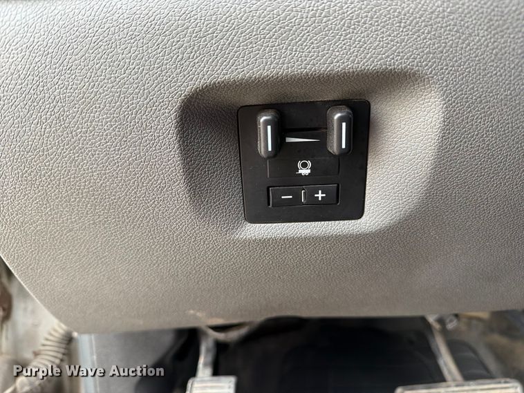 image for item FK5086 2013 Chevrolet Silverado 2500HD Ext. Cab pickup truck