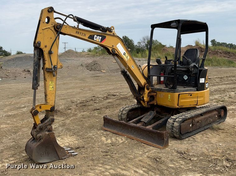 image for item FK5087 2012 Caterpillar 303.5E CR mini excavator