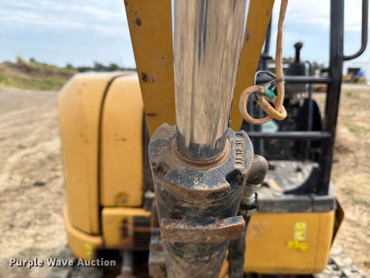 image for item FK5087 2012 Caterpillar 303.5E CR mini excavator