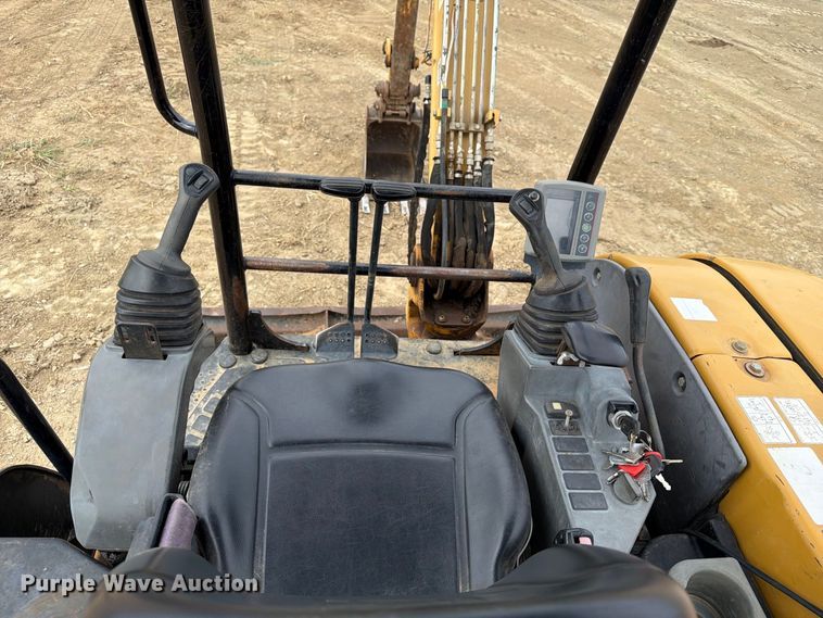 image for item FK5087 2012 Caterpillar 303.5E CR mini excavator