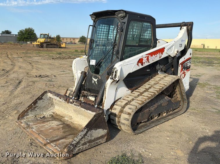 image for item FK5089 2020 Bobcat T76 tracked skid steer loader