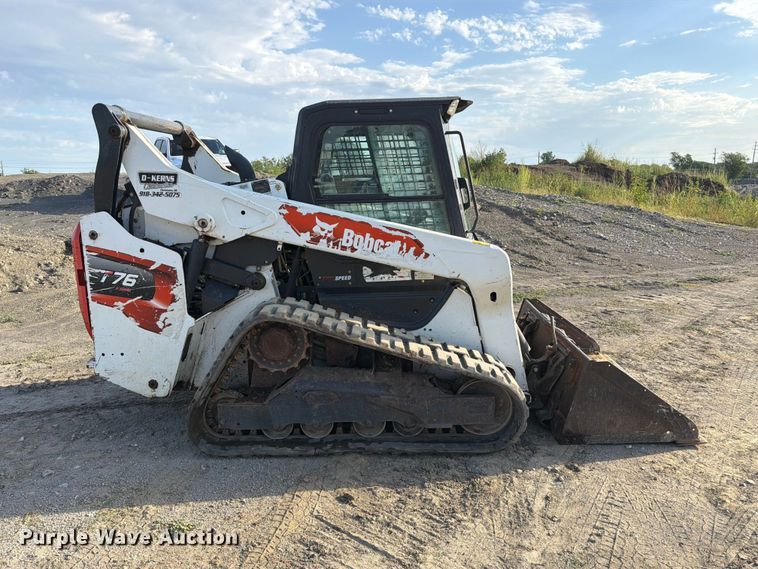 image for item FK5089 2020 Bobcat T76 tracked skid steer loader