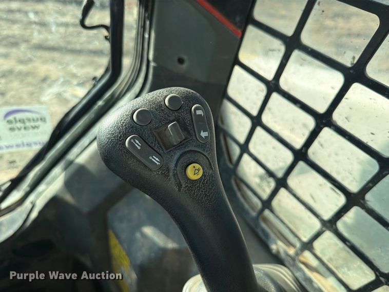 image for item FK5089 2020 Bobcat T76 tracked skid steer loader