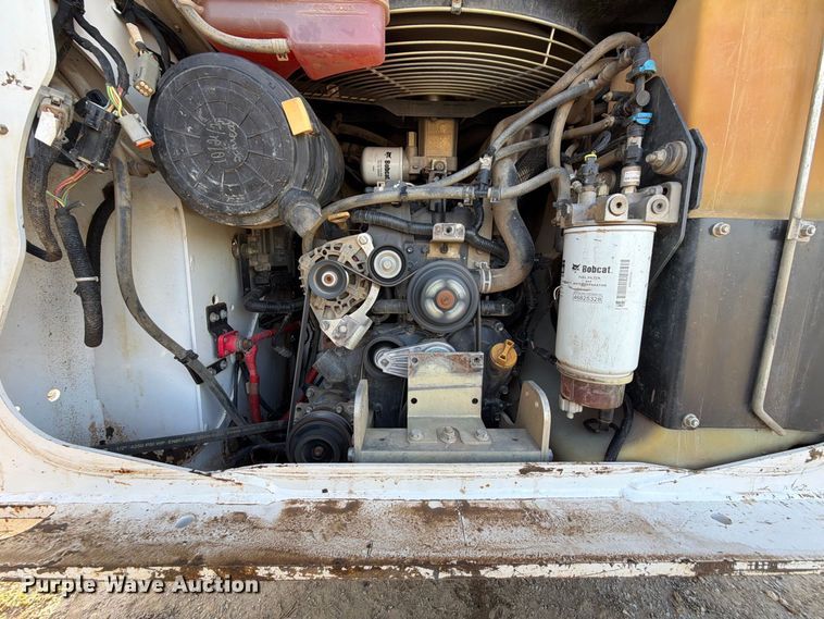 image for item FK5089 2020 Bobcat T76 tracked skid steer loader
